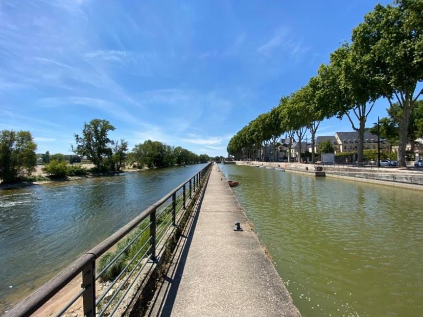 Temps De Voyage, Centre D'Orleans Apartment ภายนอก รูปภาพ